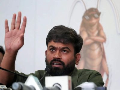 CJP convenor Abhijeet Dipke seeks MPSC chairman's resignation over 'corruption' allegations, slams Maharashtra CM Fadnavis