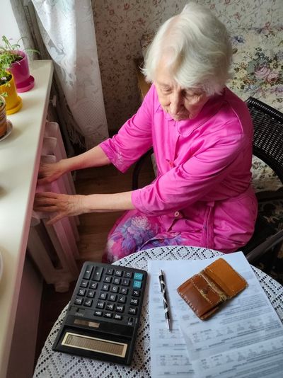 Your Spouse Dies and Medicare Stays — But the Single-Filer Switch Can Raise Your Premium Two Years Later