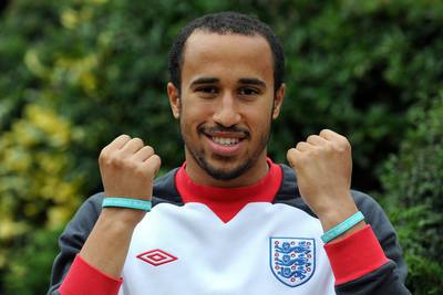 Andros Townsend Is Run Over by Pitch Roller in Thai League Warm-Up—Then Comes on in 3-0 Win