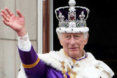 Earl Spencer Accuses King Charles of 'Gaslighting' Him After Palace Questions Royal Memoir