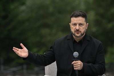 Ukraine-Russia war latest: Trump says ‘unfortunately’ Moscow has lost control of oil industry after refinery strikes