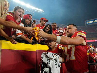 Travis Kelce makes NFL history as Kansas City Chiefs edge Colts 33-30 in overtime; Mahomes, Walker deliver
