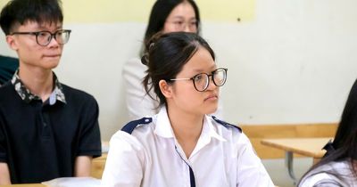 Phụ huynh lo 'bỏ cộng điểm IELTS làm giảm động lực học tiếng Anh', Bộ Giáo dục lên tiếng