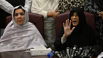 Pakistan arrests sisters of imprisoned former PM Imran Khan