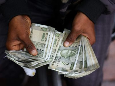 $127 bn foreign currency deposit mobilisation a 'shot in the arm' for Indian banks: S&P