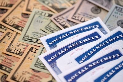 Take Social Security at 62 or Spend Savings First?