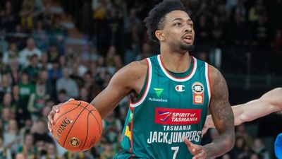 'Confusing call' mars Johnson magic as Tasmania win