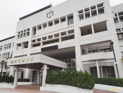 出門1小時釀悲劇！8月大男嬰頭卡床架窒息亡 專業保母判緩刑