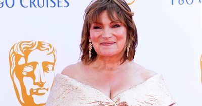 Lorraine Kelly leads outcry over St Andrews University 'anti-Scottish classism' row