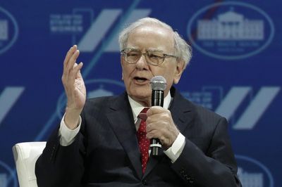 Warren Buffett once called Berkshire Hathaway the ‘dumbest’ stock he ever bought—after 60 years, he’s stepped down with a $145 billion net worth