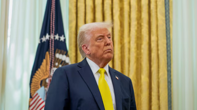Major US TV networks blackout Trump coverage, protest White House ban on CNN