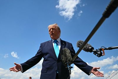 White House shredded for promoting its own news app after Trump’s media ban: ‘State run media’