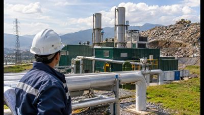 In 2009, Bogotá captured landfill methane from 2 million tonnes of waste; the result sent electricity to Colombia’s national grid, cutting emissions at Doña Juana landfill