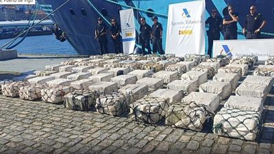 Spain seizes two tonnes of cocaine from yacht linked to Balkans drug network