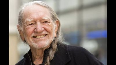 In 2020, Willie Nelson turned his 500-acre Texas Luck Ranch into a regenerative farm using managed grazing. 6 years later, it continues alongside rescued horses and native-grass work