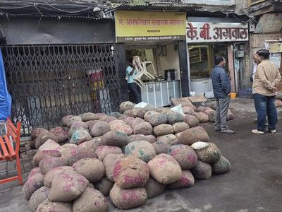 Maharashtra FDA seizes adulterated food worth over Rs 1.36 cr, suspends 12 licences after statewide festive crackdown