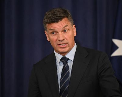 Taylor distances himself from Bragg’s proposal to let homebuyers use super as collateral for mortgages
