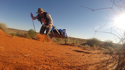 In 1984, Denis Bartell crossed Australia’s Simpson Desert alone in a 390-km trek