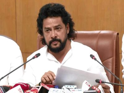 Governor writes to Karnataka CM, wants Vande Mataram truncation order reconsidered