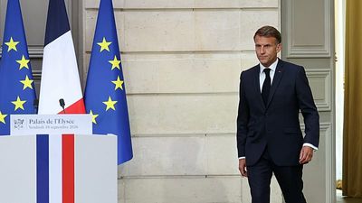 France warns of fresh oil shock, urges EU to free up refinery capacity