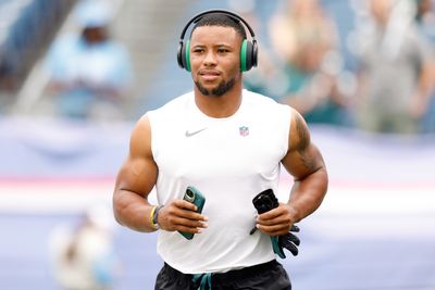 Saquon Barkley Set for MRI After Leaving Titans Game Twice with a Stinger, a Common Football Nerve Injury