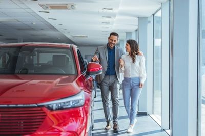 Pay Cash for a $30,000 Car or Finance It and Keep the Money Invested?