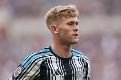 Lewis Hall addresses Man United transfer links after signing Newcastle contract extension
