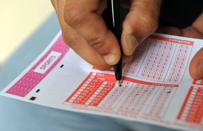 How to read a football form guide for betting