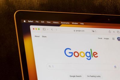 Searching Google to Pay a Bill Could Lead to the Wrong Website
