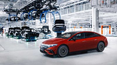 Mercedes Warns Two German Plants Could Close Unless Costs Drop