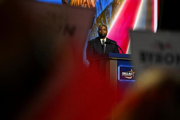 Another Florida Republican distances himself from Donald Trump before midterms