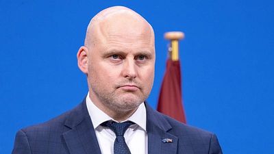 'Cherry-picking sanctions' risks 'normalising' Russia, Latvian PM says amid Usmanov row