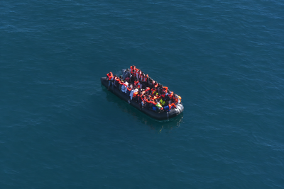 Hampshire-Bound Migrant Dinghy Spends 30 Hours at Sea as RNLI Crews Race to Rescue Passengers