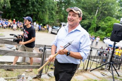 Rating changes: A dozen more races move toward Democrats