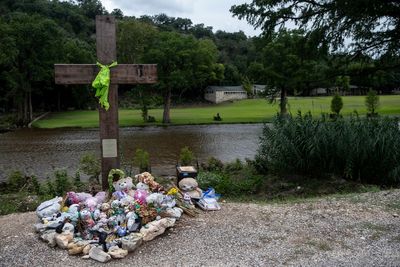 Texas investigators seek evidence of manslaughter, other crimes in 27 flood deaths at Camp Mystic