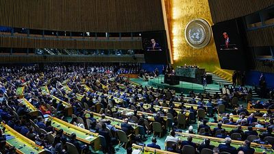 Leaders push for stronger AI safeguards at UN as Trump touts 'Super Intelligence'