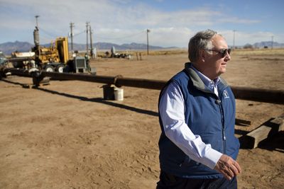 Warren Buffett’s son worked on a farm instead of going to college—he’s now the chairman of $1 trillion Berkshire Hathaway