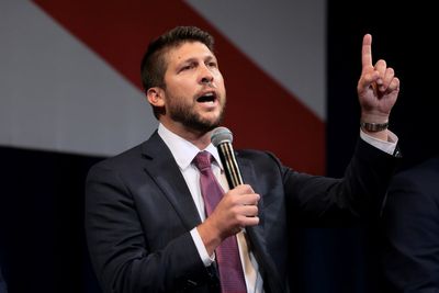 Florida teacher accused of singling out 8th grader over his conservative views