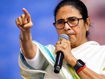 Mamata Banerjee demands fresh Bengal elections amid EC SIR dissent row; calls for CEC's arrest
