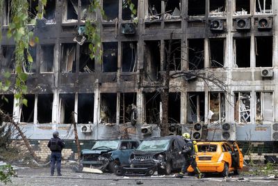 Russia launches deadly strikes on Kyiv ahead of Zelensky’s UN speech