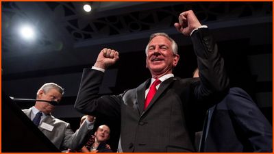 Senator Tommy Tuberville claimed Alabama voters are fine paying higher gas prices. Then Harry Enten fact-checked him on air: ‘Just making up stuff’