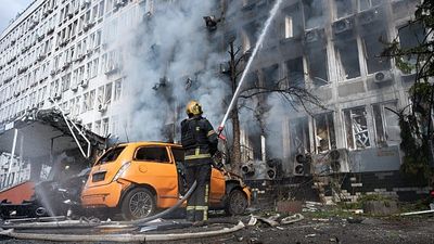 Russia pounds Kyiv with drones, killing two and wounding 23 hours before Zelenskyy's UN address