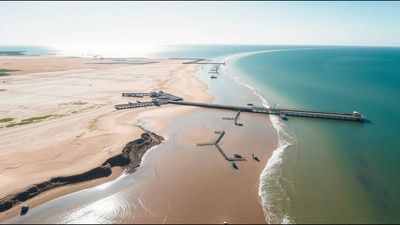 A Thai fishing pier reshaped the coastline over 13 years, study finds