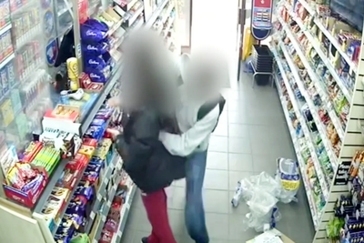 Teen Boy Stabs Girl in Shop After She Refused His Date Offer, Then Hits the Store Owner in the Back