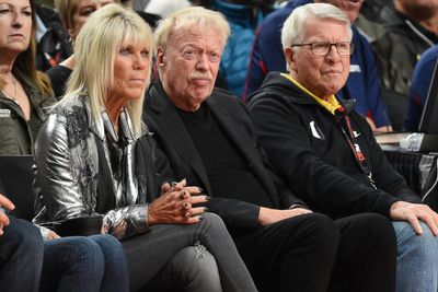 Nike co-founder donates $1B to university — his latest massive charitable move