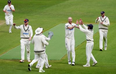 Warwickshire ‘in the groove’ as County Championship destiny calls
