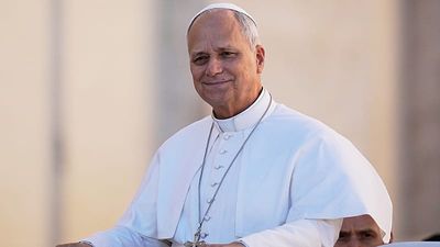 'Compulsory day' devoted to the Pope in Catholic schools sparks controversy in France