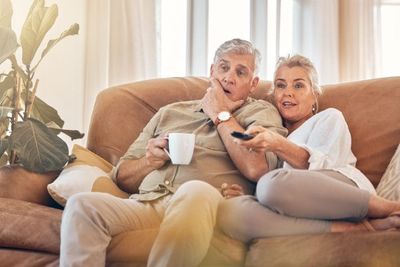 Before Calling the Number in a Medicare TV Ad, Check These 5 Things