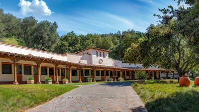 A 40-year-old Malibu winery is closing after its tasting room burned; owners will sell its estate