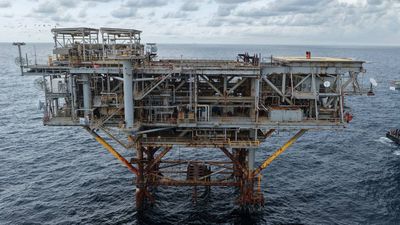 Alabama turns old gas rig into two reefs, with one rising 632 feet from seafloor